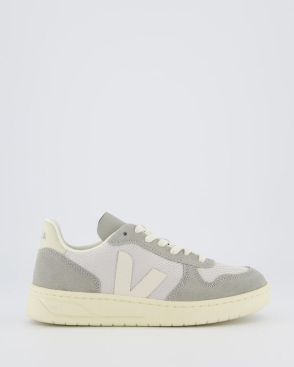 Women’s V-10