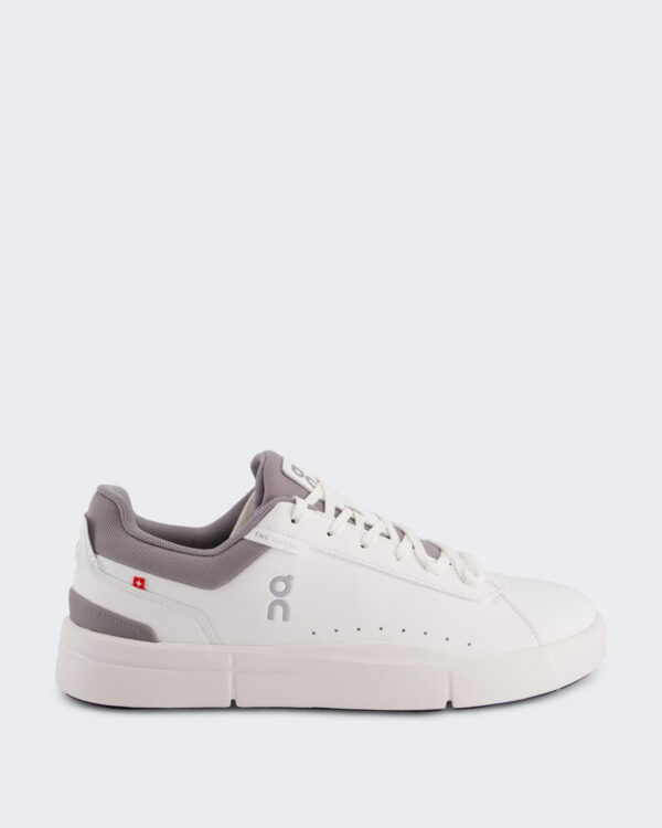 On Men’s The Roger Advantage Sneakers