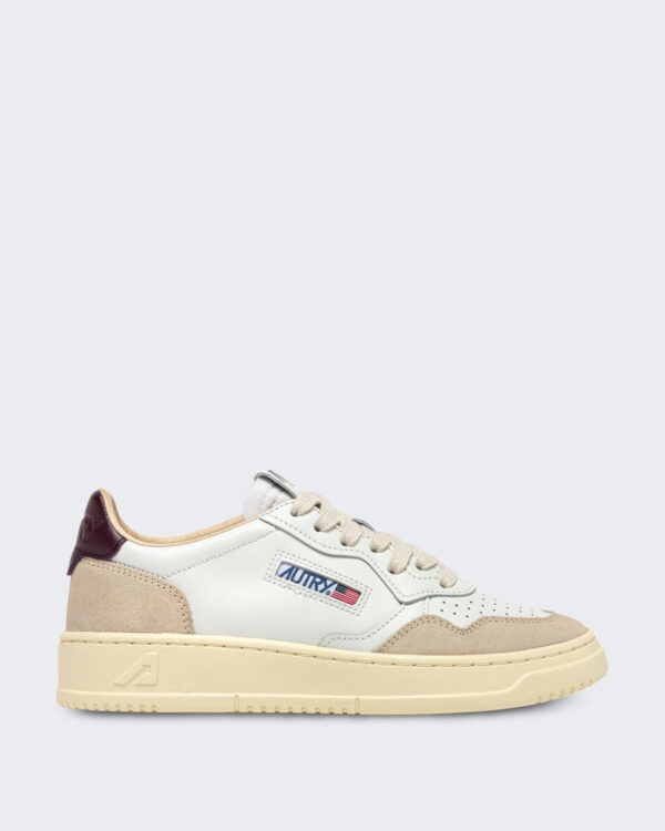 Women’s Medalist Low Sneakers leer suede White