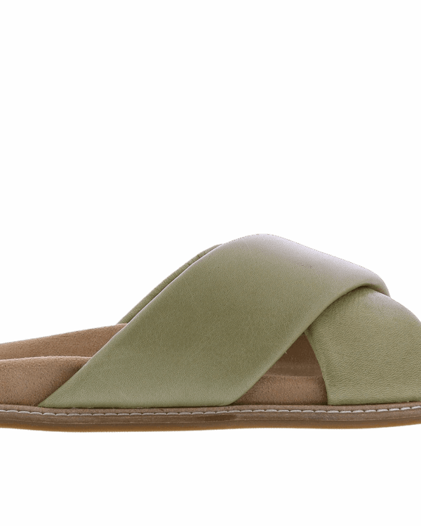 Women’s Leather Band Slipper