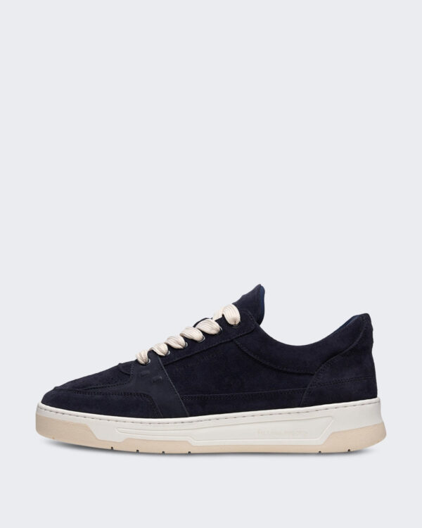 Men’s Low Vise suède sneaker in Blue