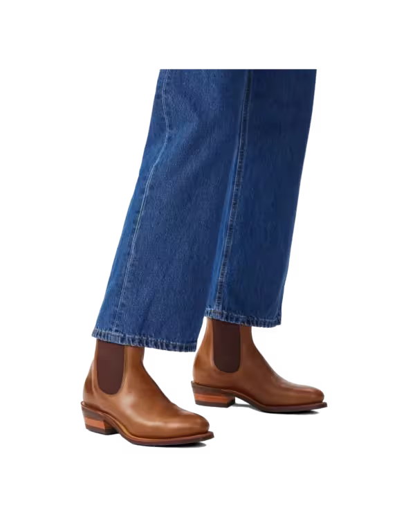 Lady Yearling Boot — Caramel Pull-Up Leather