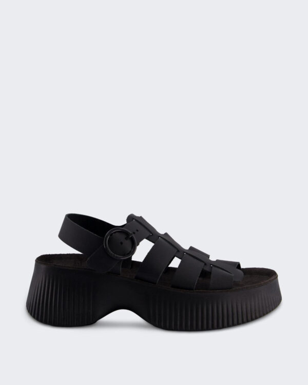 Women’s Avril