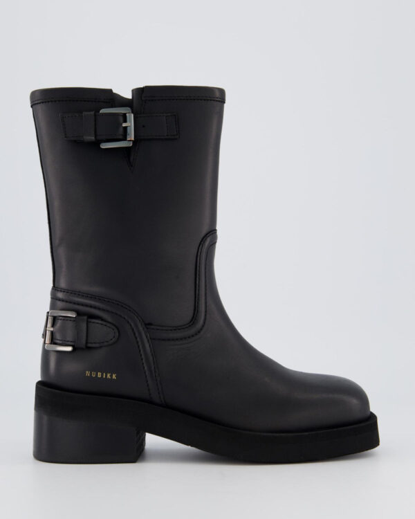 Women’s Eve Leva