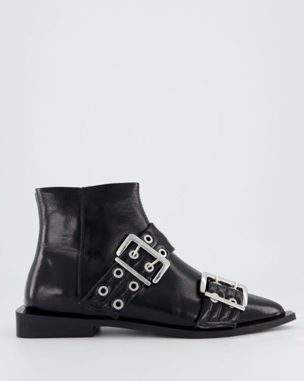 Women’s Feminine Buckle Flat Boot