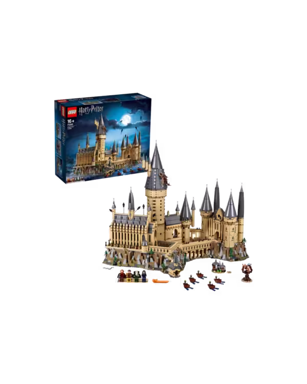 LEGO Harry Potter 71043 Hogwarts Castle Set studio view 1