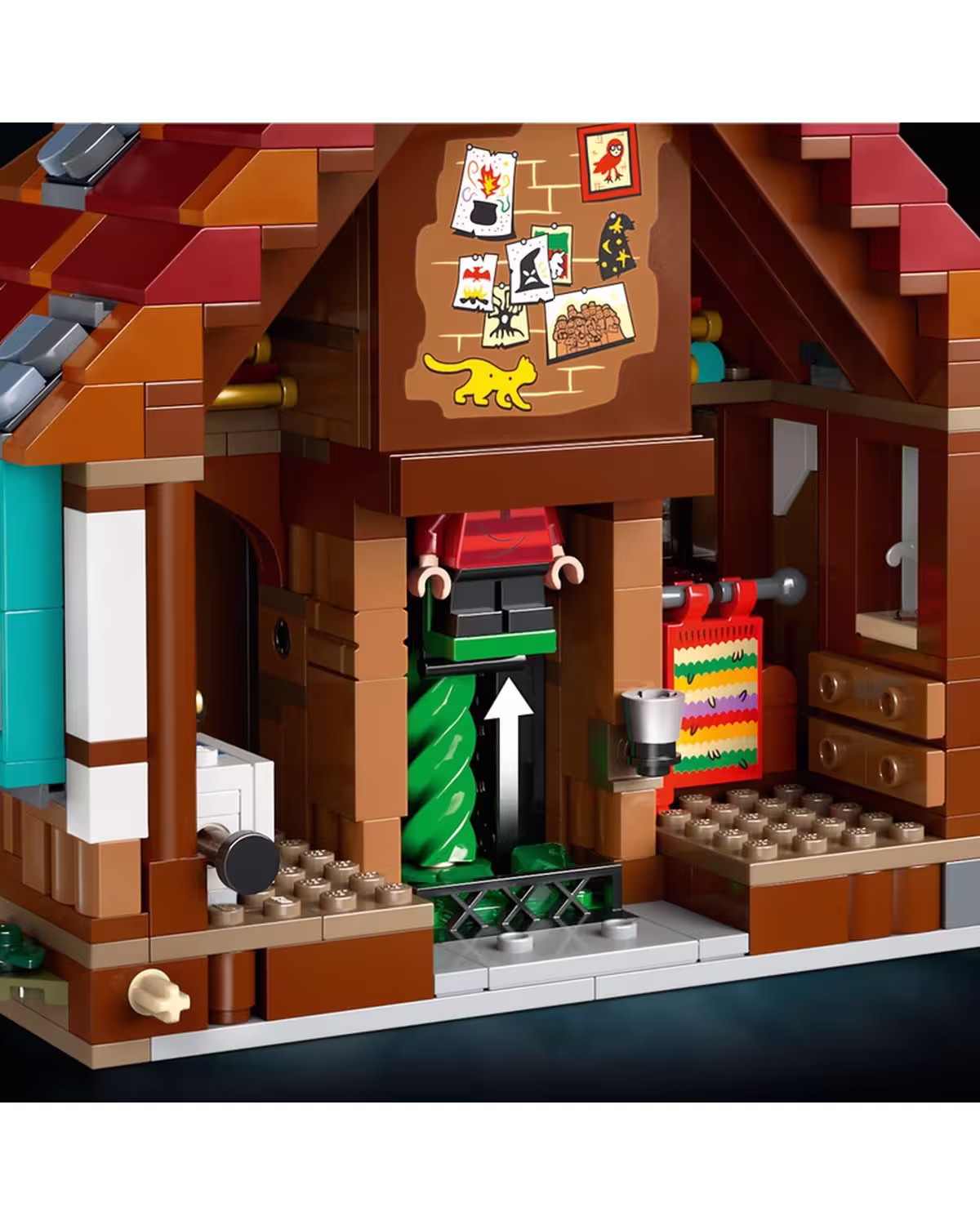 LEGO Harry Potter 76437 The Burrow Collectors' Edition Set for Adults view 4
