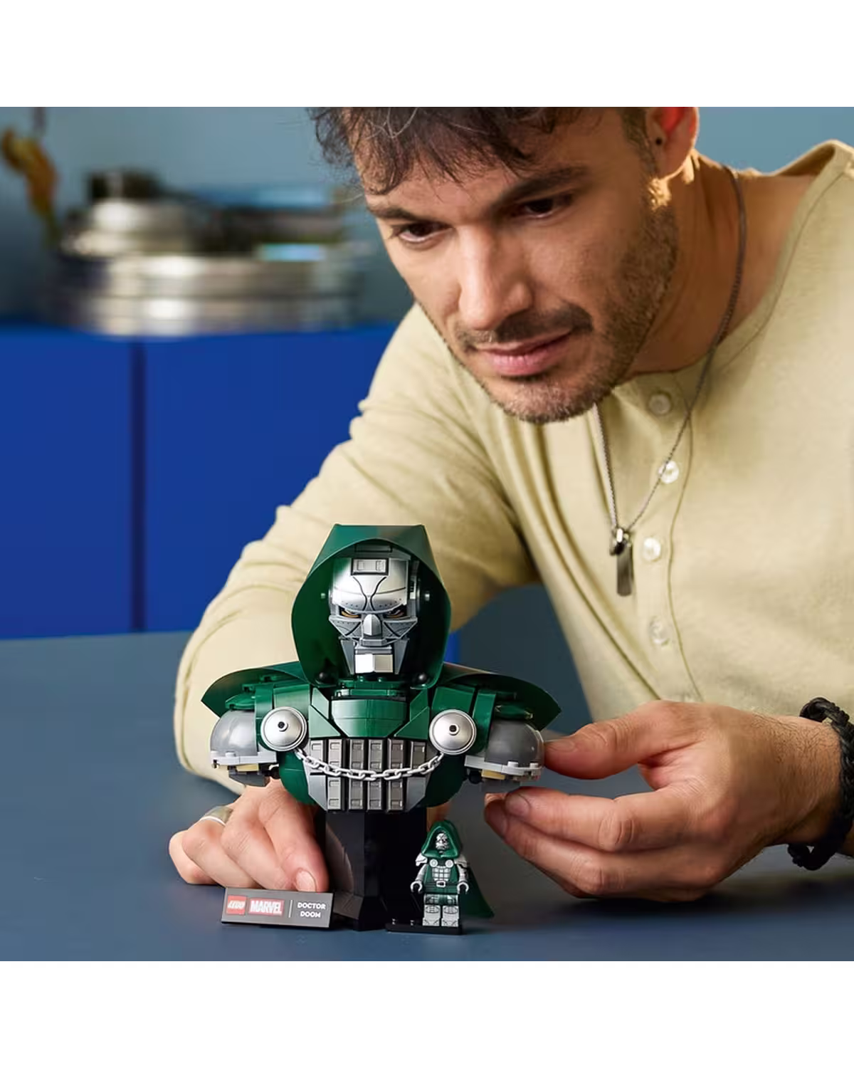 LEGO Marvel 76345 Doctor Doom Bust Set for Adults view 5
