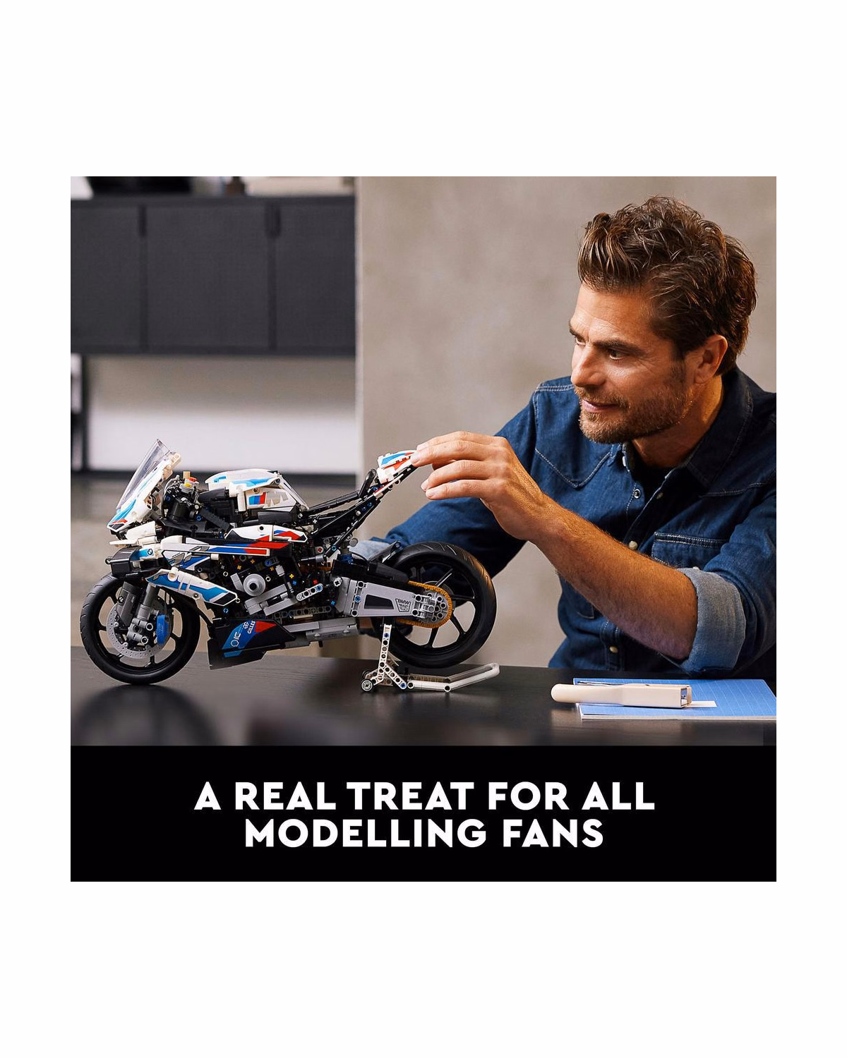 LEGO® 42130 Technic Bmw M 1000 Rr Motorbike Model Kit - 3