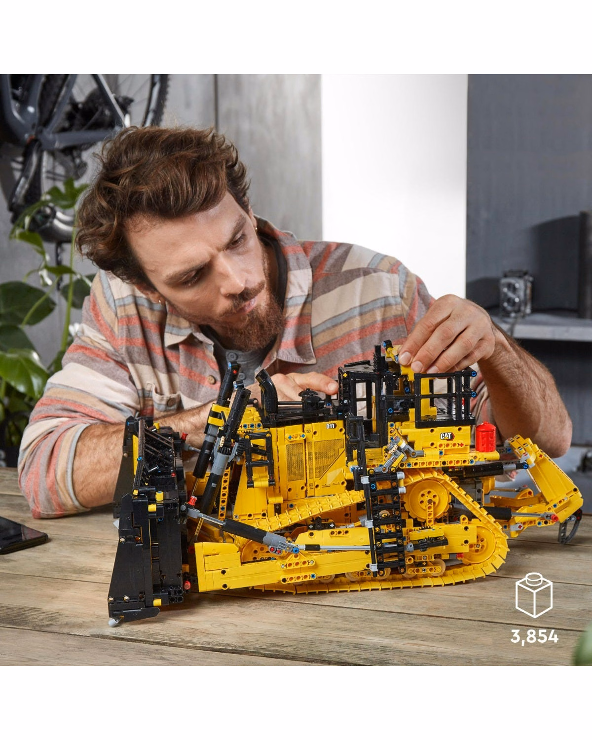 LEGO® Technic App-Controlled Cat D11 Bulldozer Set 42131 - 5