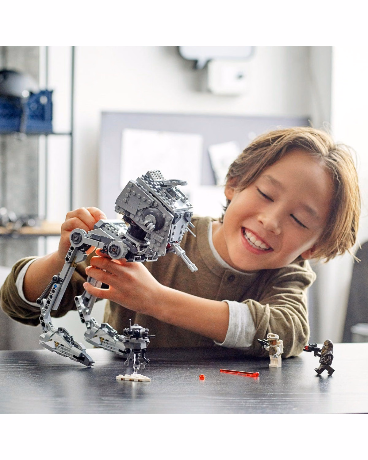 LEGO® Star Wars Hoth At-St Walker & Chewbacca Set 75322 - 8